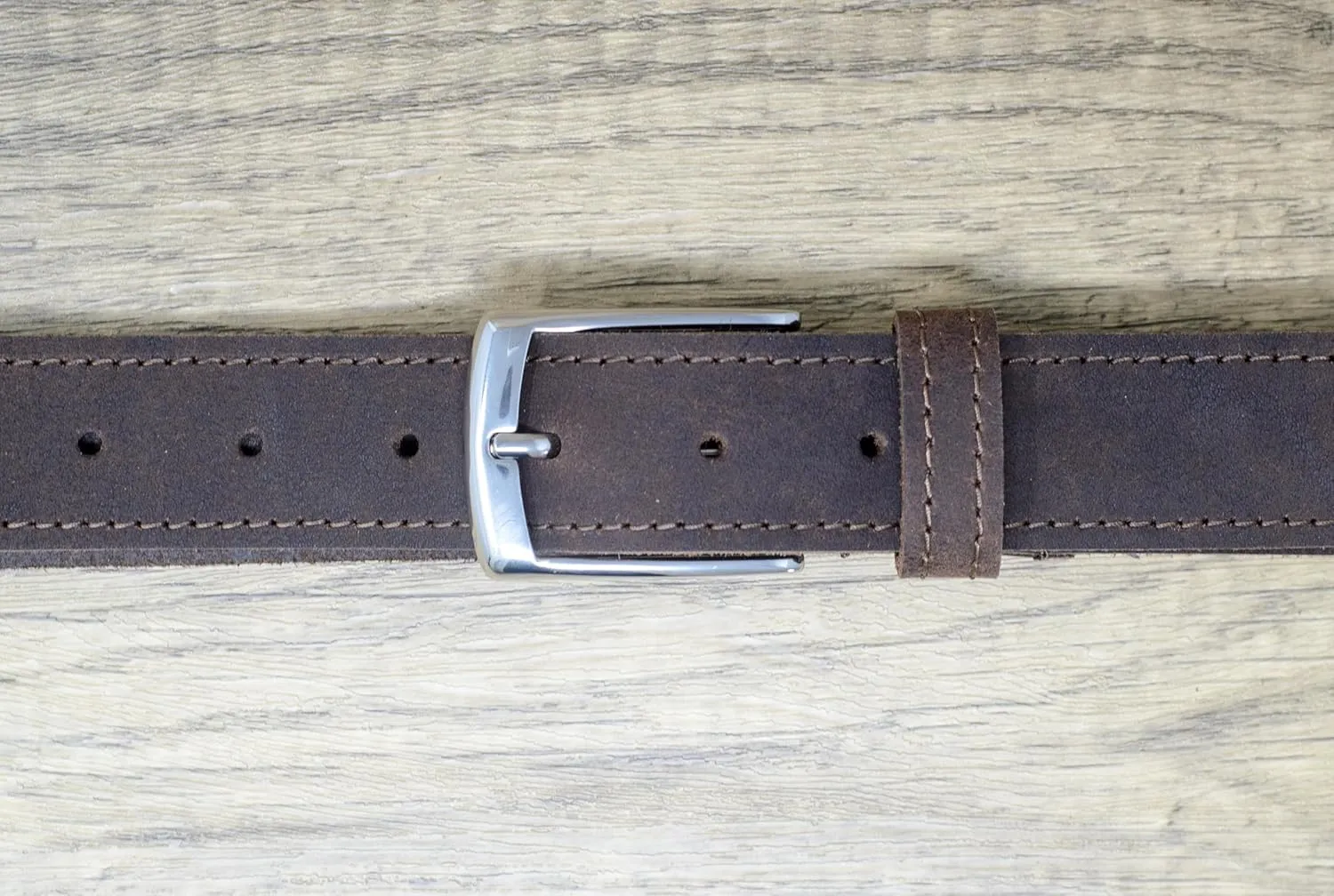 Ashford Ridge Made in England 34mm Full Leather Edge Stitched Belt with Classic Buckle