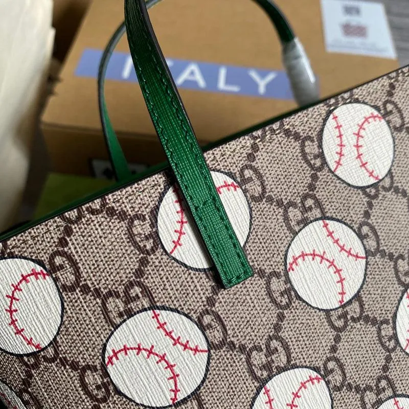 Charm - GG Bags - 1802