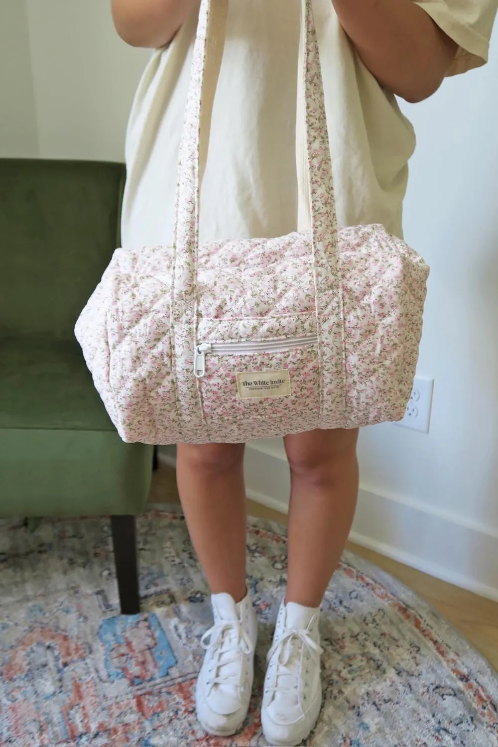 Custom Embroidered Quilted Tote Bag – Monogrammed Small Duffle for Women, Floral Travel Bag with Zipper, Personalized Overnight Bag, Bridesmaid or Gift for Her (Blush, Personalized)