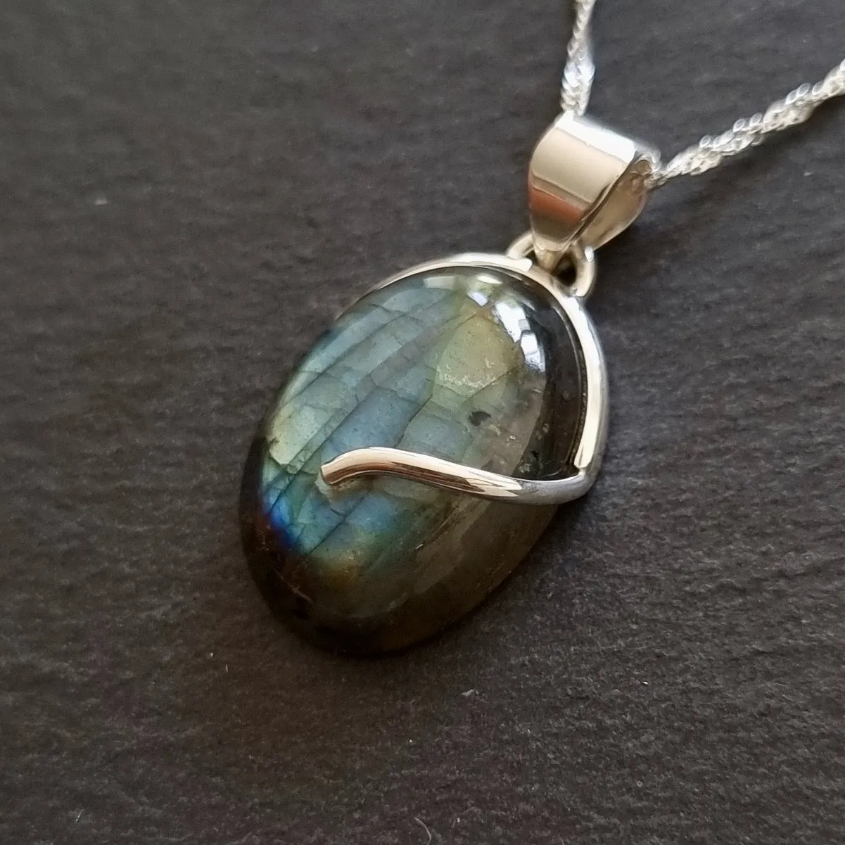 Elegant Oval Silver Overlay Labradorite 925 Sterling Silver Pendant, LABP23