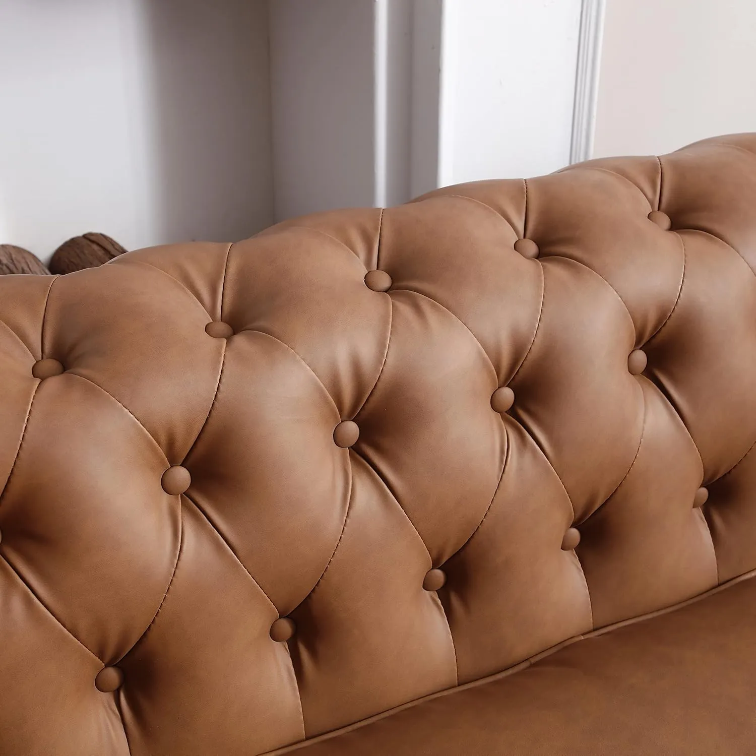 ERYE Clasic Chesterfield 3 Seaters Sofa Couch W/Luxury Roller Armrest Soild Wood Legs Faux Leather Upholstered Button Tufted Sofa&Couch with Removable Cushions & Nailhead Decor