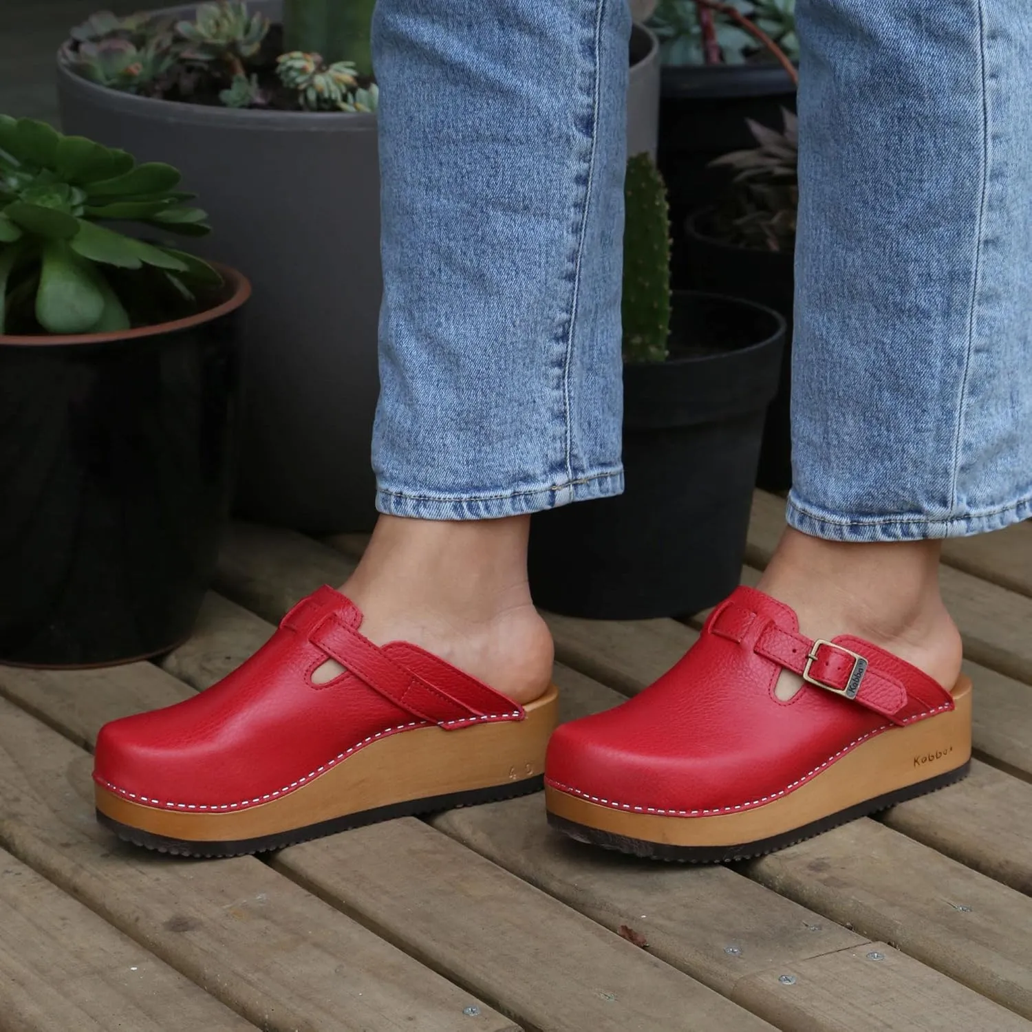 Kebba Liliane - Handmade Wooden Clogs with Genuine Leather | Arch Support and Comfortable Fit | Chilean Tepa Platform and EVA Sole |Made in Villarrica, Chile