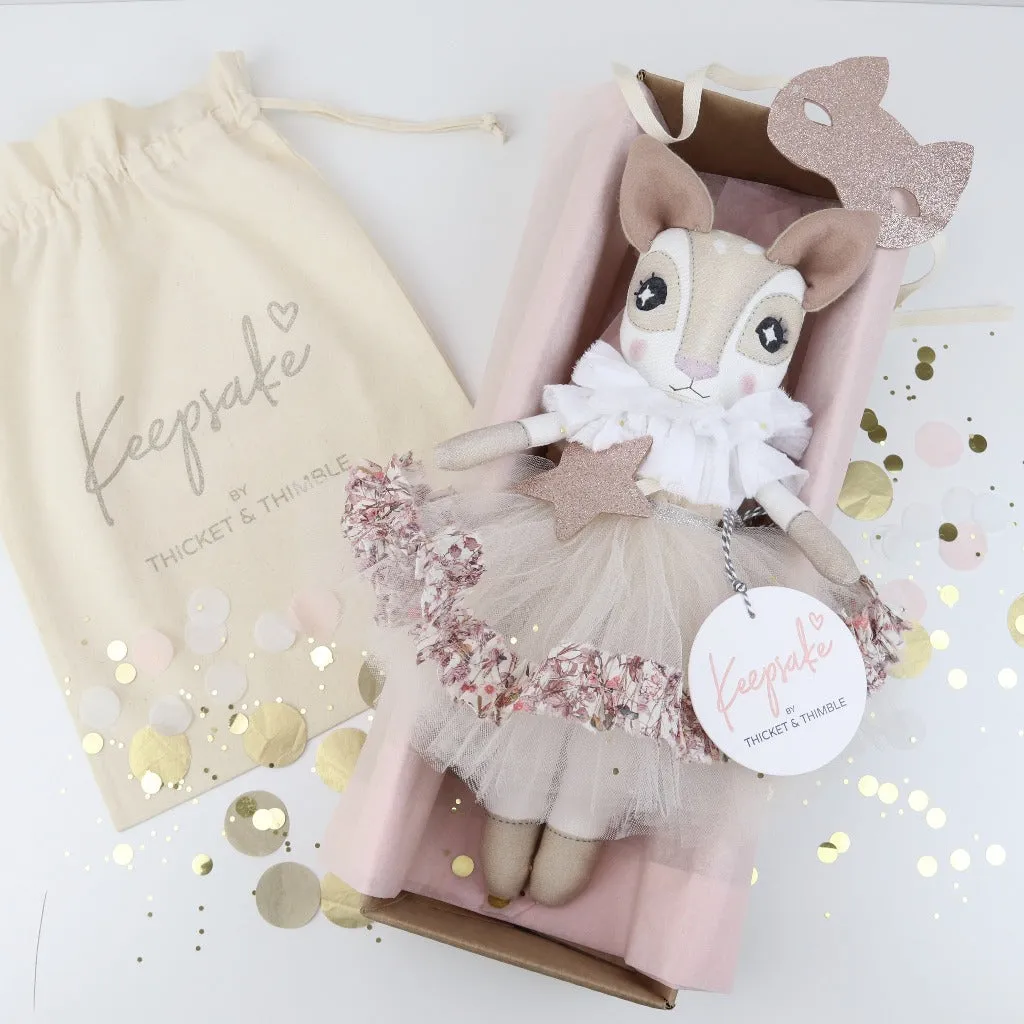 Keepsake Regal Hebe Hare