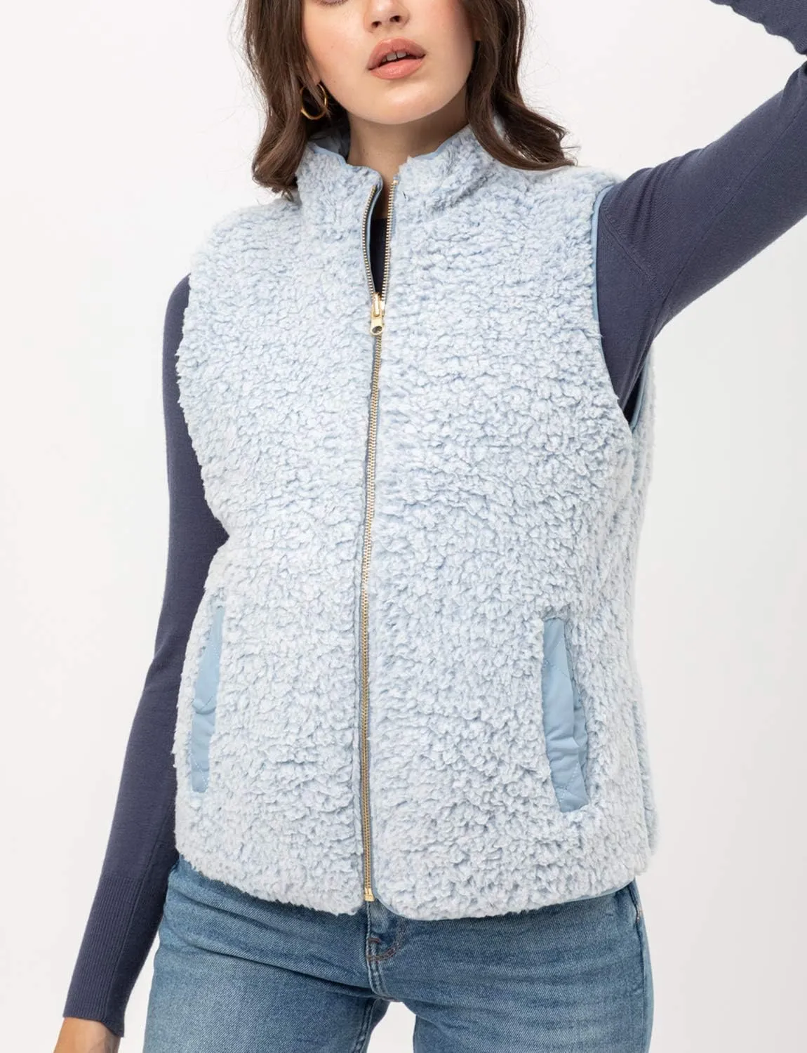 NE PEOPLE Women’s Quilted Vest – Reversible Lightweight Sleeveless Full Zip Up Faux Fur Lining Gilet Jacket with Pockets