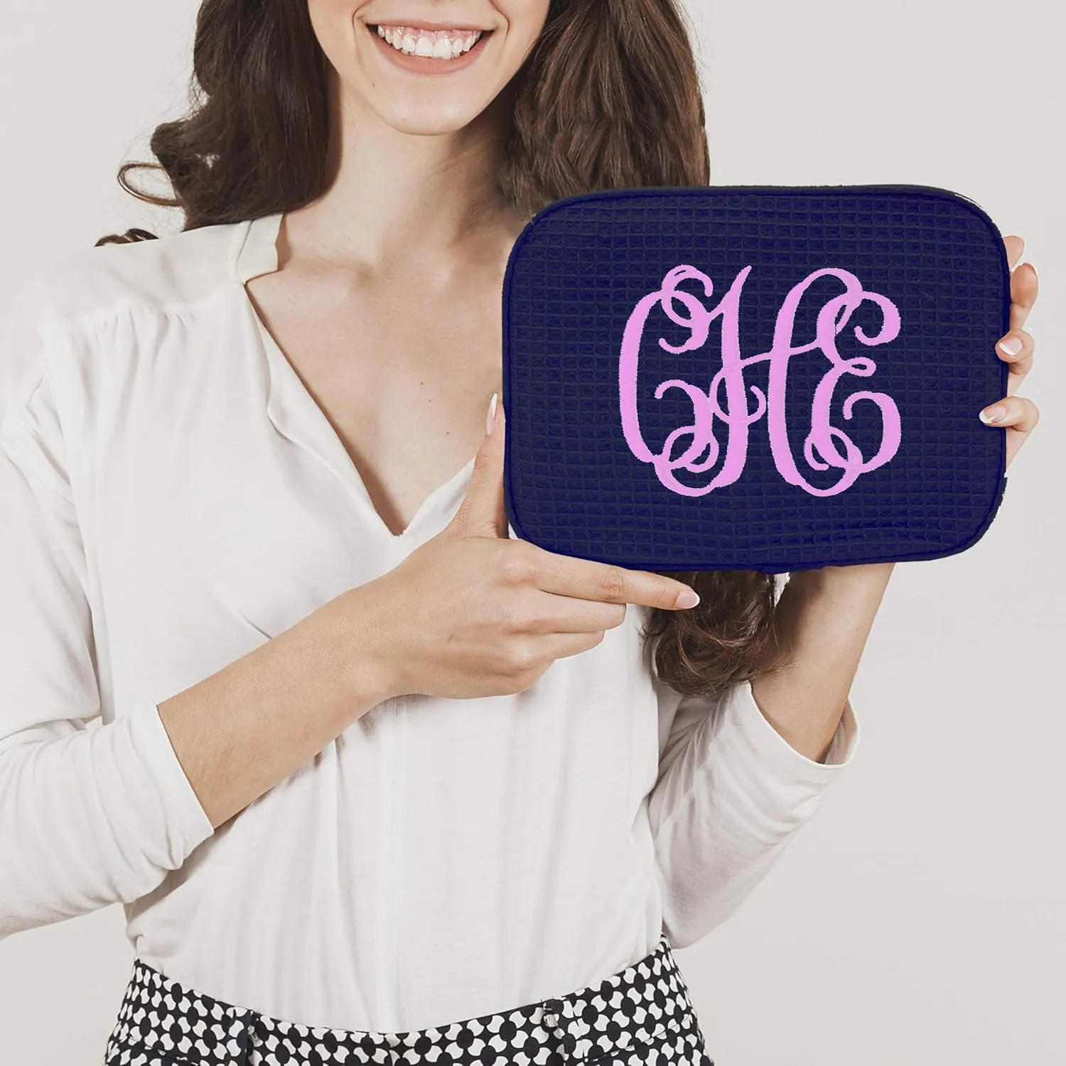 Personalized Makeup Bag - Bridesmaid Make Up Cosmetic Case - Monogrammed and Embroidered (Navy Blue)