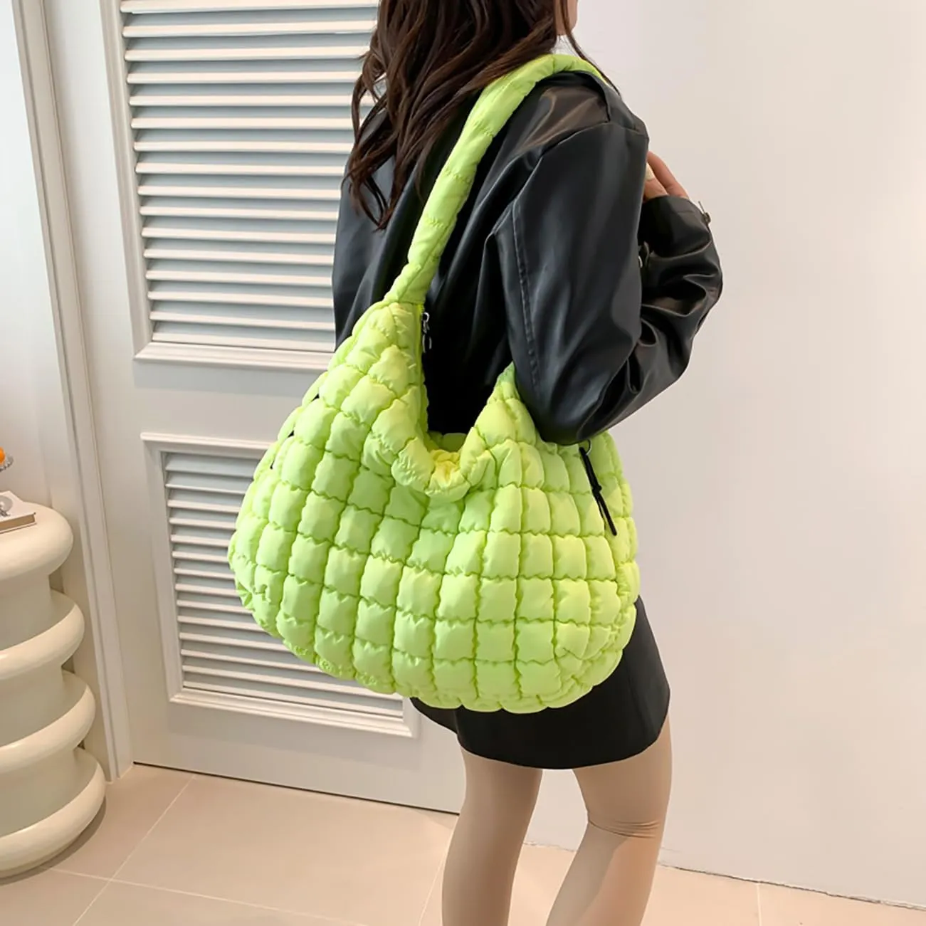 Puffer Tote Bag Quilted Tote Bag for Women Hobo Handbags Puff Purse Quilted Carryall Bag Soft Puffy Crossbody Bag