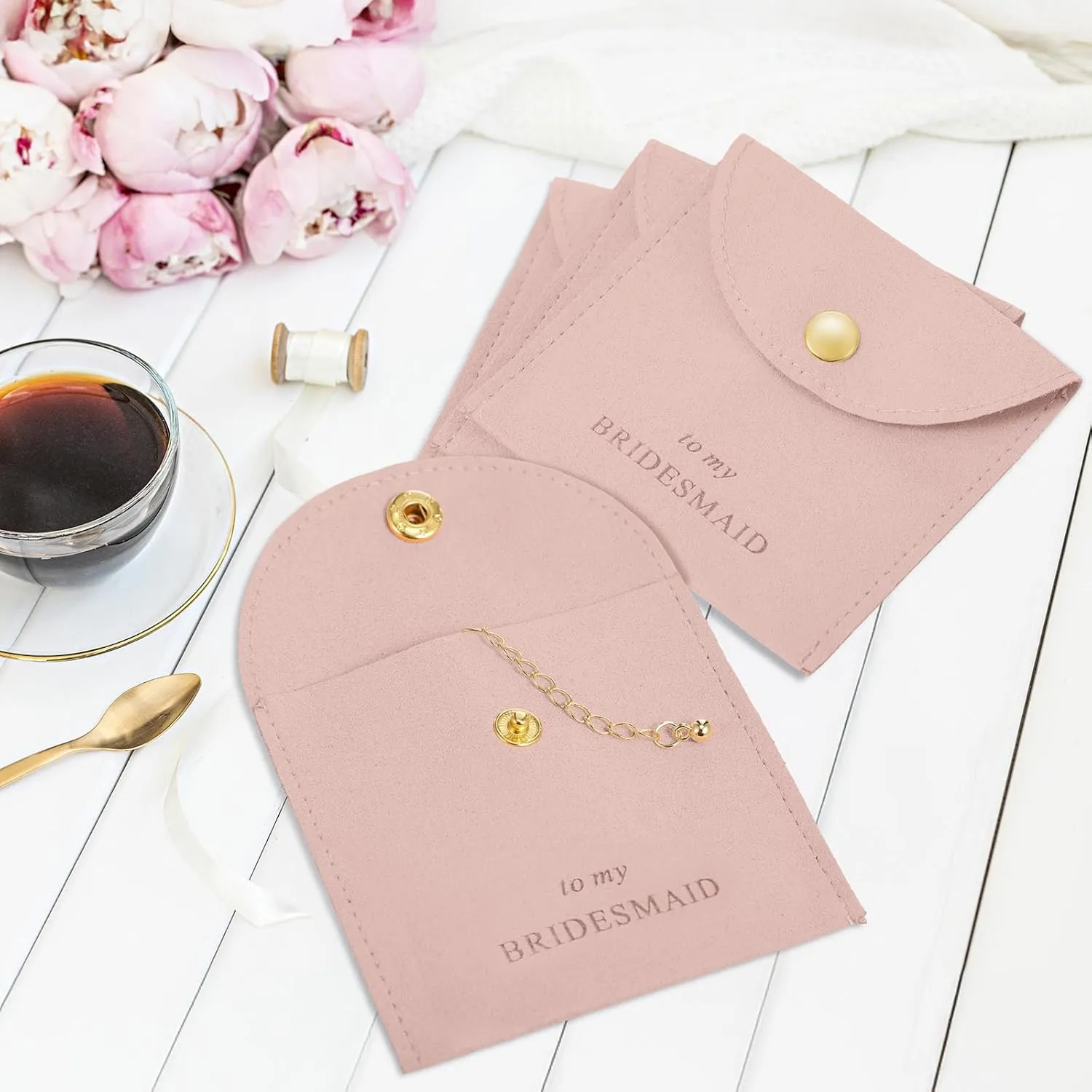 Quelay 16 Pcs Jewelry Bridesmaid Gift Pearl Bracelet Microfiber Jewelry Bag Pouch Set of 8 Jewelry Packaging bag Bridesmaid Proposal Favor for Wedding Bridal Birthday Party(Pink,Button)