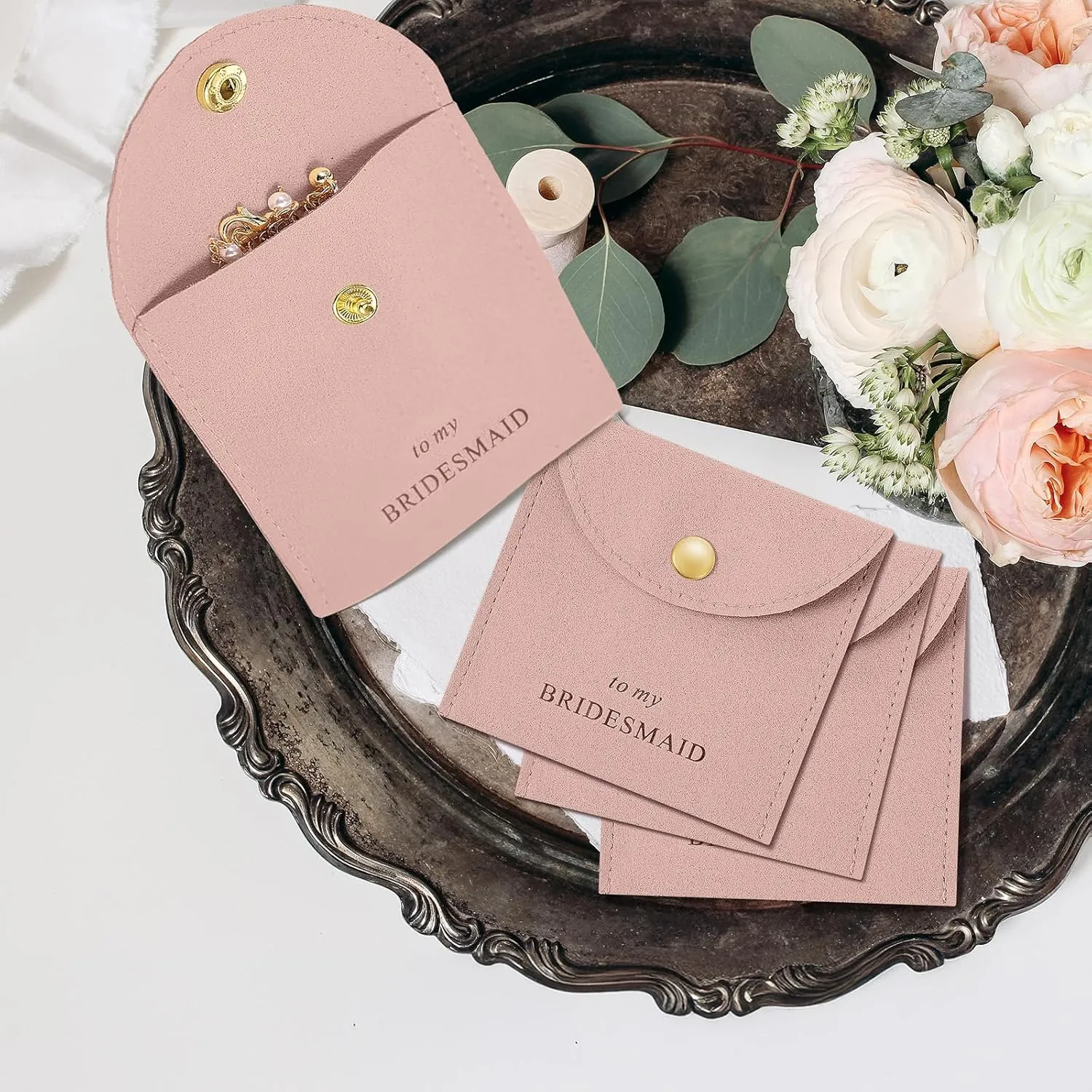 Quelay 16 Pcs Jewelry Bridesmaid Gift Pearl Bracelet Microfiber Jewelry Bag Pouch Set of 8 Jewelry Packaging bag Bridesmaid Proposal Favor for Wedding Bridal Birthday Party(Pink,Button)