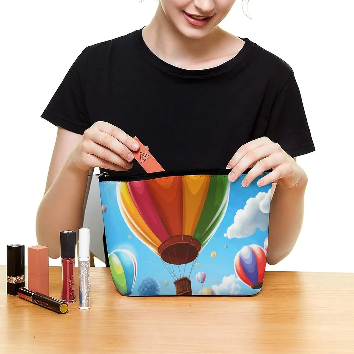 Small Cosmetic Bag Elegant Roomy Hot Air Balloon Pattern Makeup Bags Portable Zipper Pouch Lipstick Bag Travel Toiletry Bag for Best Friend Gift