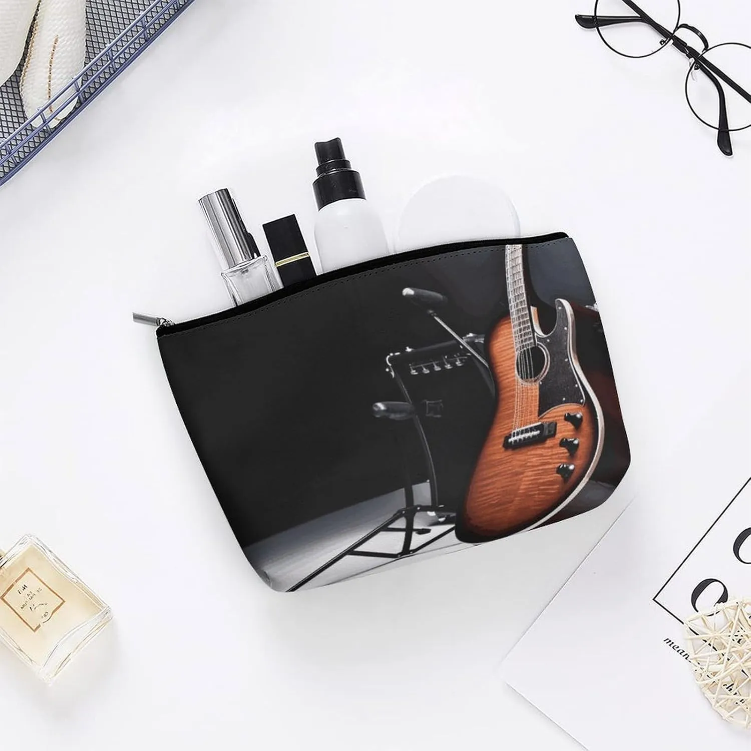 Small Cosmetic Bag Elegant Roomy Musical Instrument Guitar Makeup Bags Portable Zipper Pouch Lipstick Bag Travel Toiletry Bag for Best Friend Gift