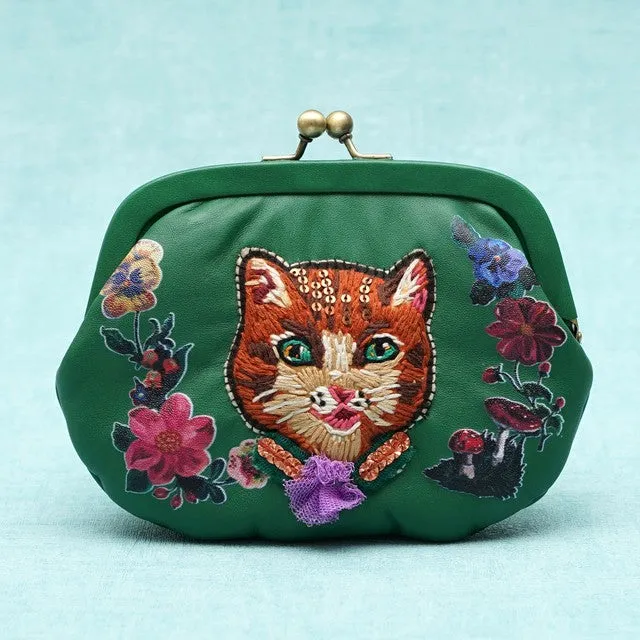 TAMAO WORLD × NATHALIE LETE Embroidery Frame Pouch Green