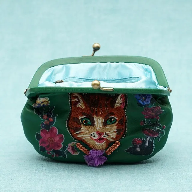 TAMAO WORLD × NATHALIE LETE Embroidery Frame Pouch Green