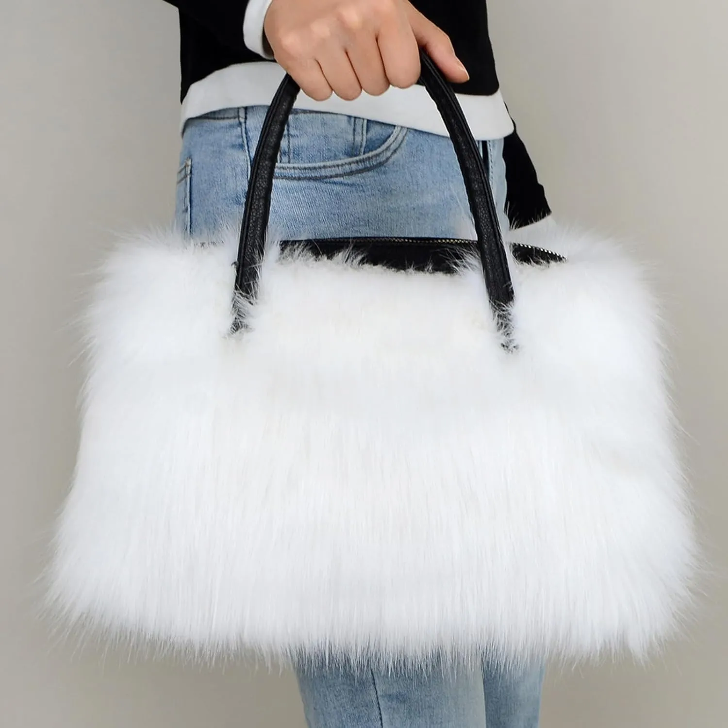 Winter Furry Handbag Soft Faux Fur Leather Bag Lightweight Travel Bag Cute Women's Shaggy Purse