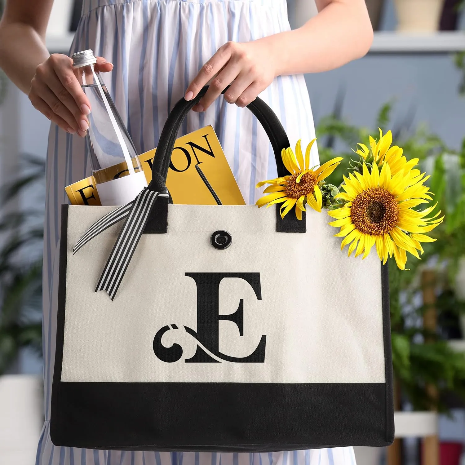 YOOFAN Initial Canvas Tote Bag - Personalized Monogrammed Gift Tote Bag for Wedding, Birthday, Beach, Holiday - Gift for Women, Mom, Teachers, Friends, Bridesmaids (E)